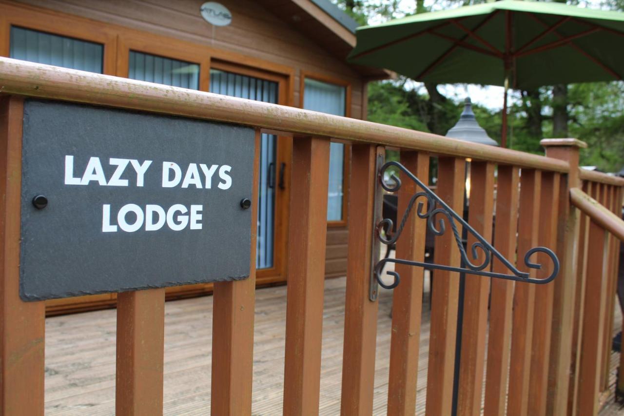 Lazy Days Lodge Glendevon Eksteriør bilde