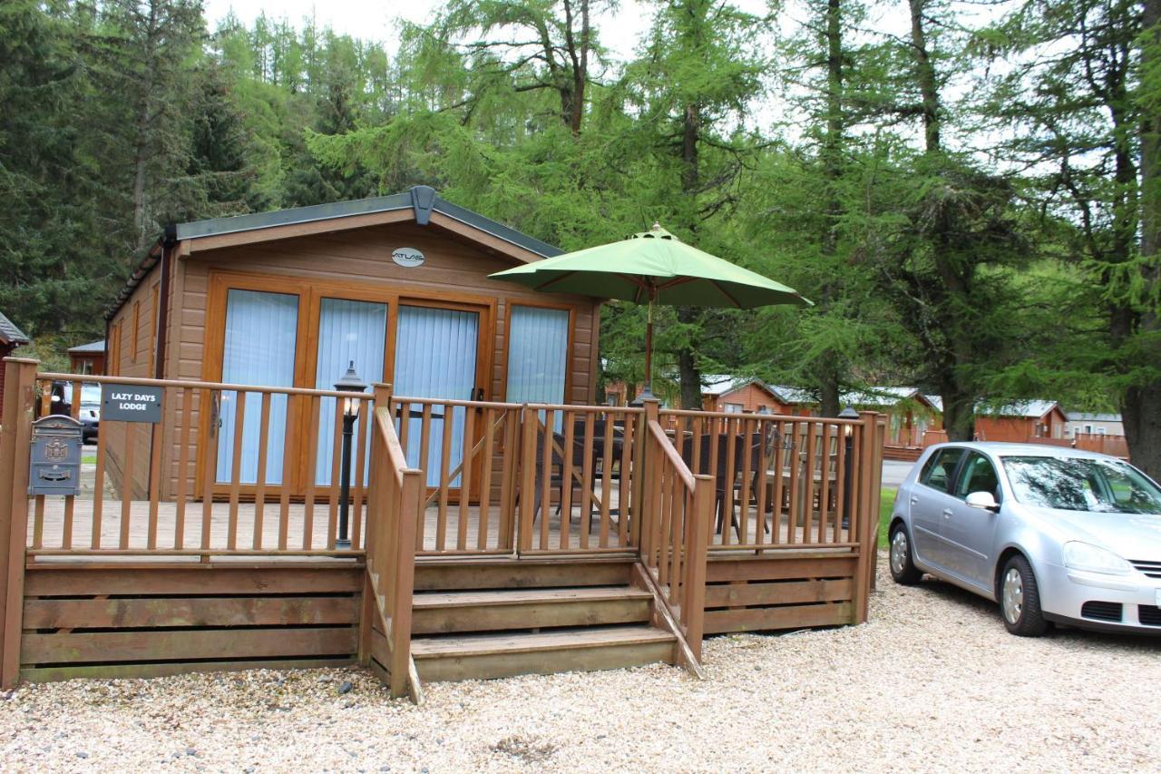 Lazy Days Lodge Glendevon Eksteriør bilde