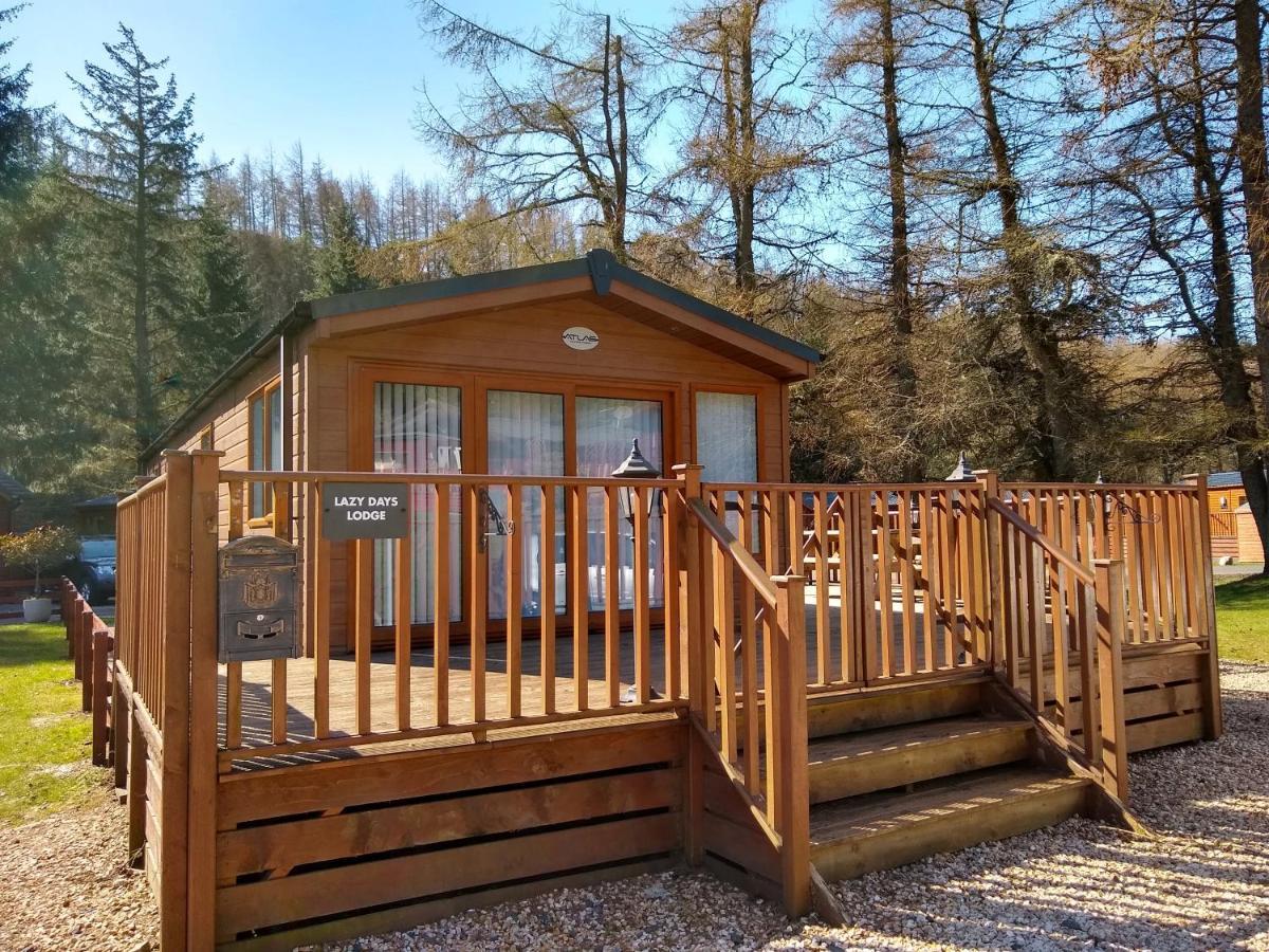 Lazy Days Lodge Glendevon Eksteriør bilde